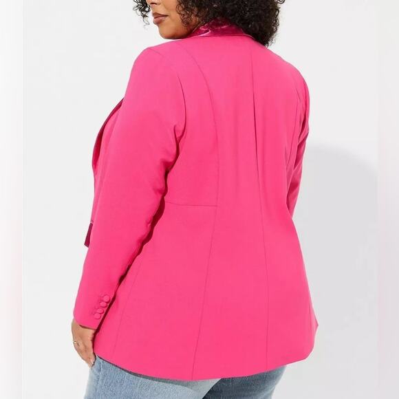 Torrid Pink Studio Refined Crepe Satin Lapel Blazer 2X 19173176 - Picture 2 of 16